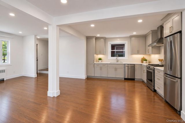 2331 Neptune Avenue, Seaford, NY 11783
