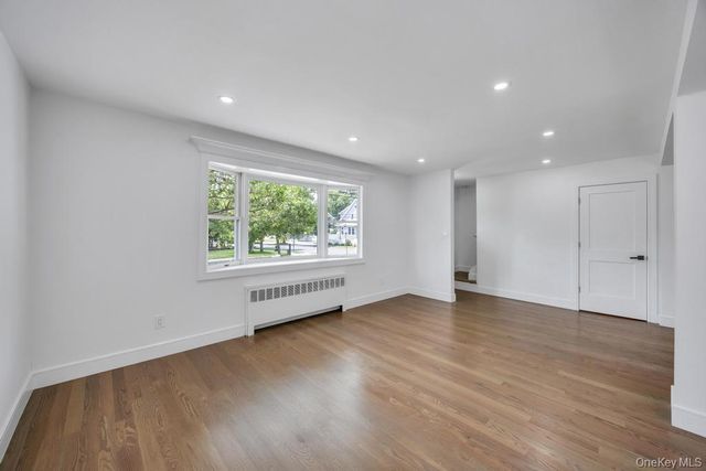2331 Neptune Avenue, Seaford, NY 11783
