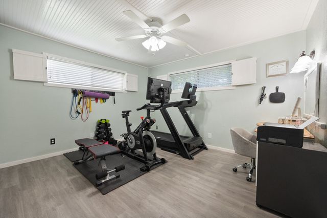 801 Waggoner Drive, Arlington, TX 76013