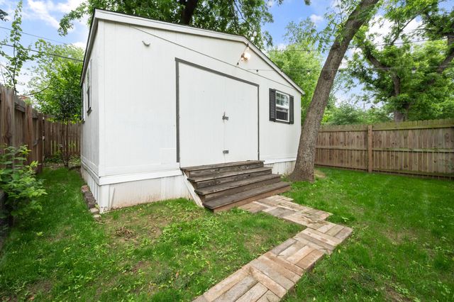 801 Waggoner Drive, Arlington, TX 76013