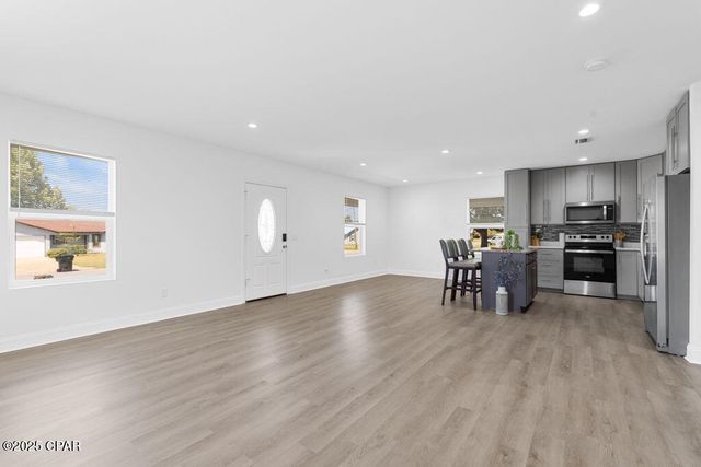 718 Joan Lane, Panama City, FL 32404