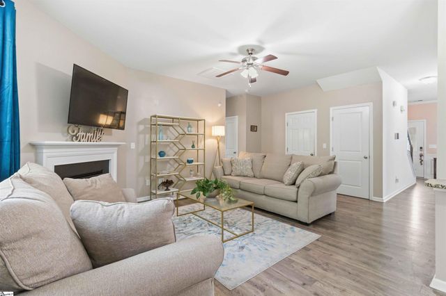 1010 Louvale Court, Simpsonville, SC 29681