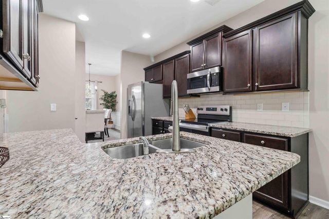 1010 Louvale Court, Simpsonville, SC 29681