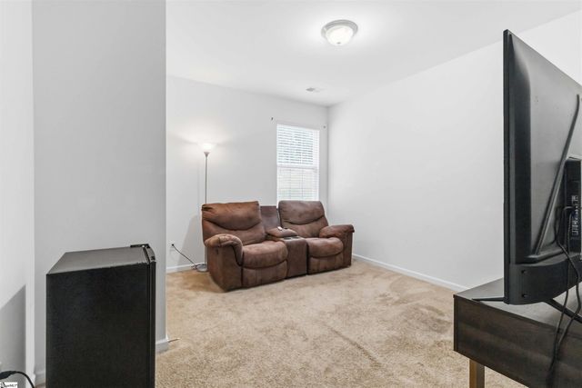 1010 Louvale Court, Simpsonville, SC 29681