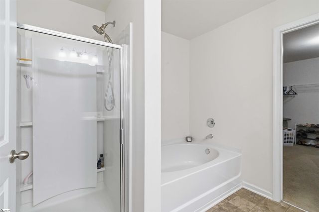 1010 Louvale Court, Simpsonville, SC 29681