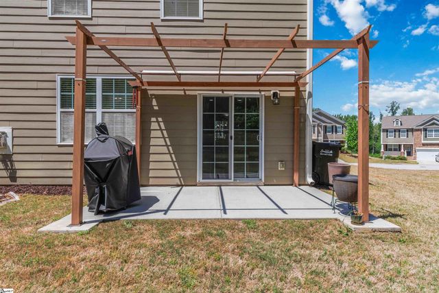 1010 Louvale Court, Simpsonville, SC 29681