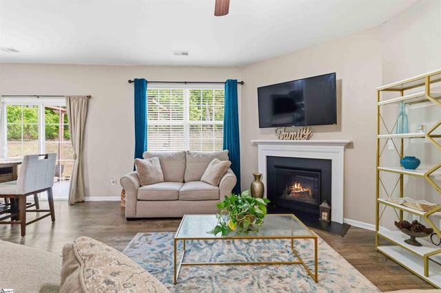 1010 Louvale Court, Simpsonville, SC 29681