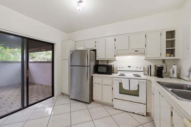 6375 W Pinehurst Cir Circle D38, Tamarac, FL 33321