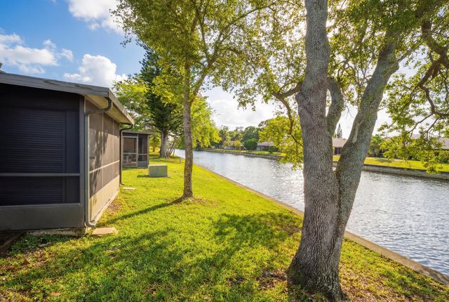 6375 W Pinehurst Cir Circle D38, Tamarac, FL 33321