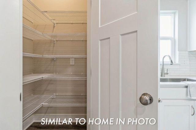 909 Walnut Drive, Norwalk, IA 50211