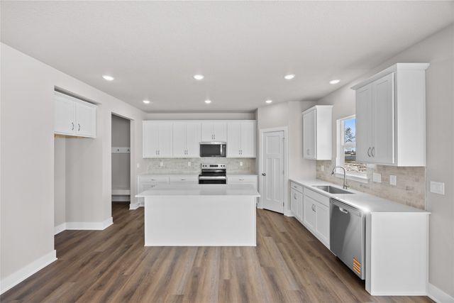 909 Walnut Drive, Norwalk, IA 50211