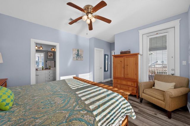 4142 Green Heron Circle, Galveston, TX 77554