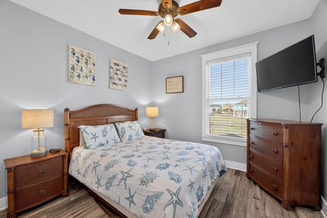 4142 Green Heron Circle, Galveston, TX 77554