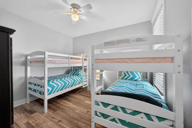 4142 Green Heron Circle, Galveston, TX 77554