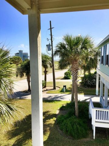 4142 Green Heron Circle, Galveston, TX 77554