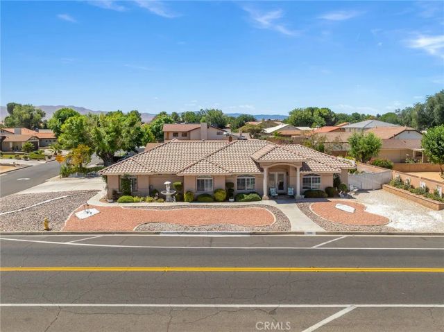 13289 Country Club, Victorville, CA 92395