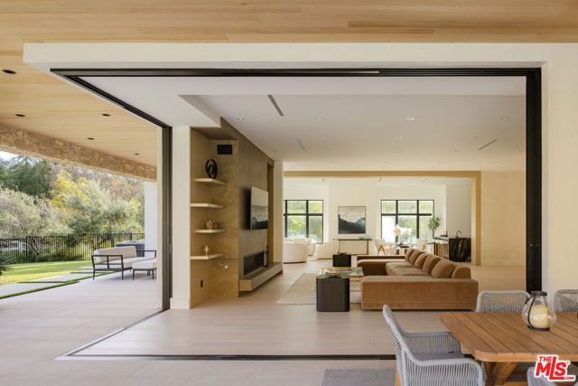 24247 Bridle Trail Road, Hidden Hills, CA 91302