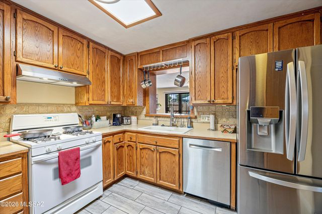 2721 E 20th Street, Tucson, AZ 85716