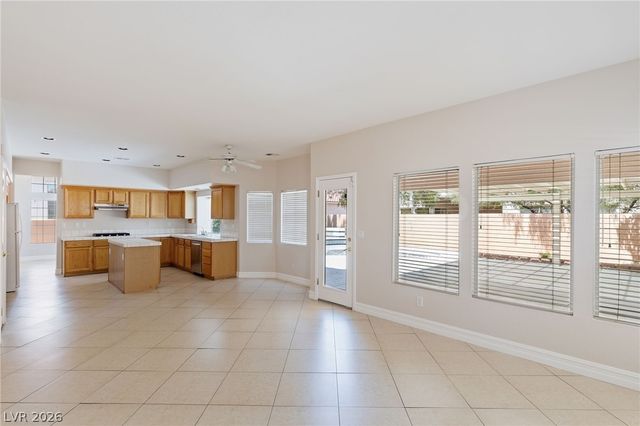 2009 SEDONA CREEK, Las Vegas, NV 89128