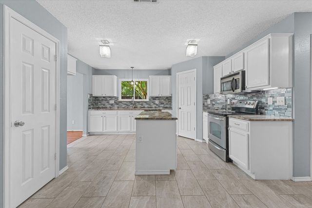 4915 Westcreek Lane, Sachse, TX 75048