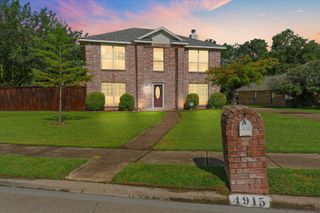 4915 Westcreek Lane, Sachse, TX 75048
