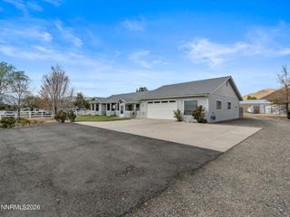1316 Kim Place, Minden, NV 89423