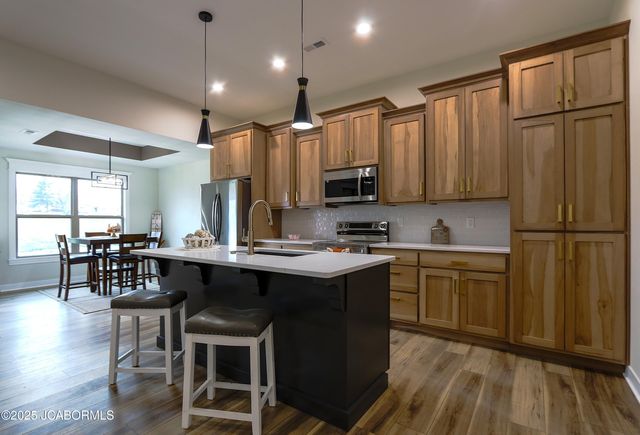 245 ROSEWOOD COURT, Holts Summit, MO 65043