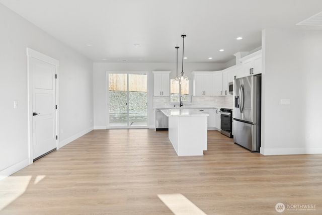 12 Hobble Creek Street, Elma, WA 98541