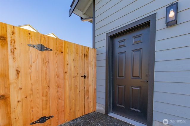 12 Hobble Creek Street, Elma, WA 98541