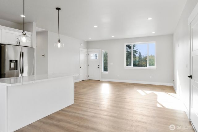 12 Hobble Creek Street, Elma, WA 98541