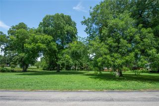 E Catalpa Street, Lexington, OK 73051