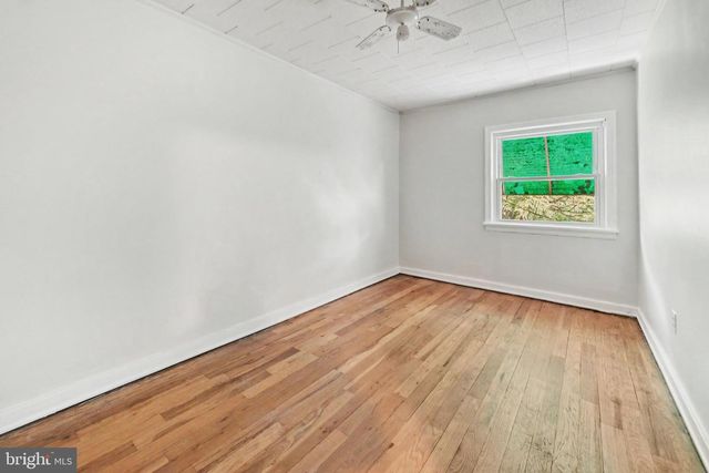 2104 BERRYHILL ST, Harrisburg, PA 17104