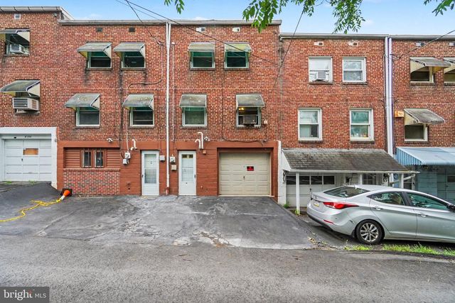 2104 BERRYHILL ST, Harrisburg, PA 17104