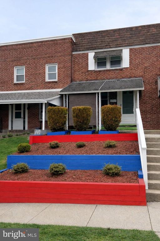 2104 BERRYHILL ST, Harrisburg, PA 17104