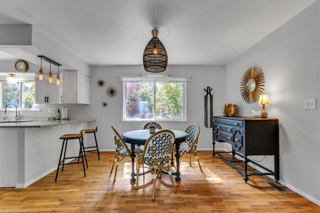 2350 Hilldale Drive, Ann Arbor, MI 48105