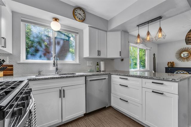 2350 Hilldale Drive, Ann Arbor, MI 48105