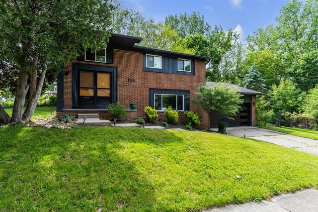 2350 Hilldale Drive, Ann Arbor, MI 48105
