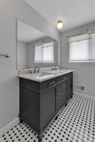 2350 Hilldale Drive, Ann Arbor, MI 48105