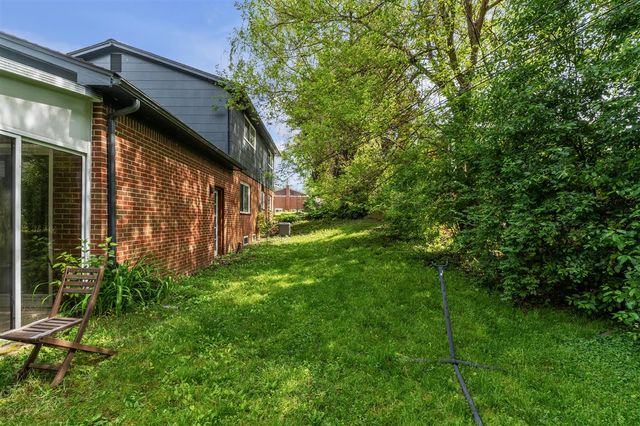 2350 Hilldale Drive, Ann Arbor, MI 48105