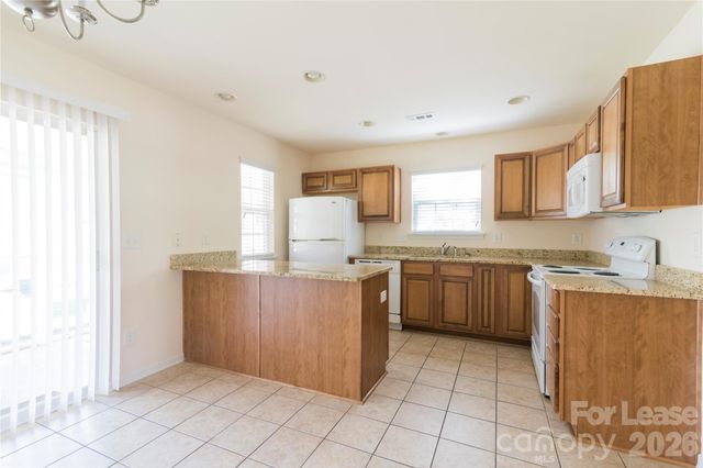 11014 Derryrush Drive, Charlotte, NC 28213
