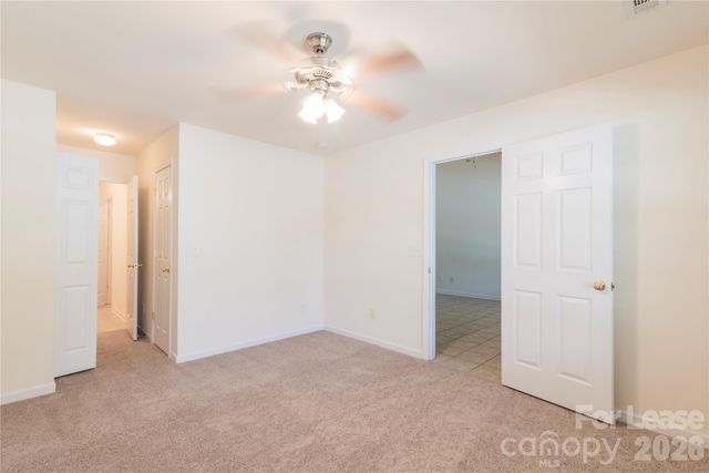 11014 Derryrush Drive, Charlotte, NC 28213