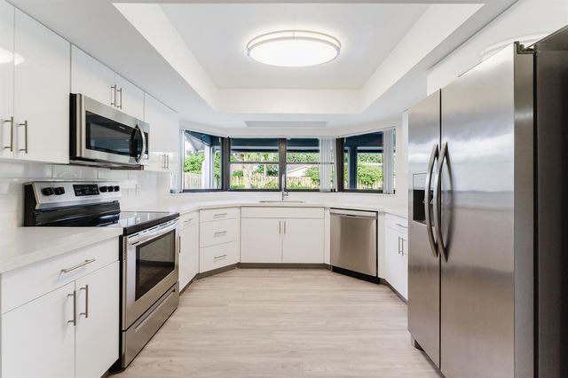 3048 NW 27th Terrace, Boca Raton, FL 33434