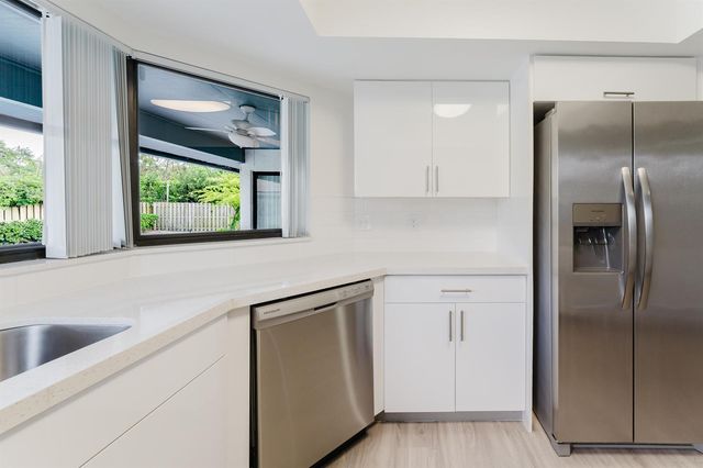 3048 NW 27th Terrace, Boca Raton, FL 33434