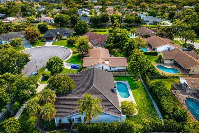 3048 NW 27th Terrace, Boca Raton, FL 33434