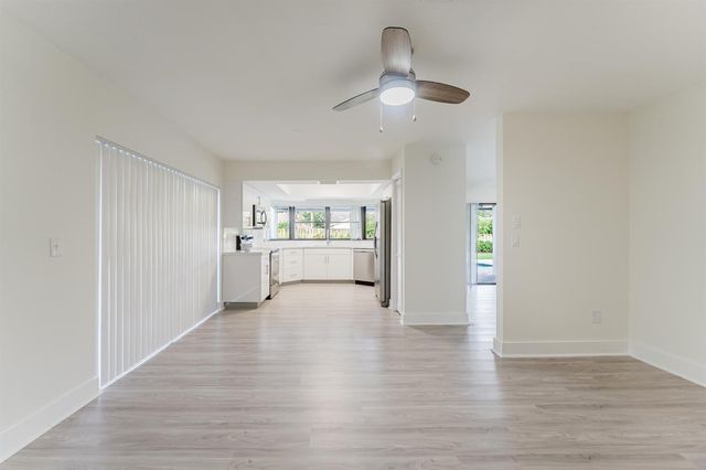 3048 NW 27th Terrace, Boca Raton, FL 33434