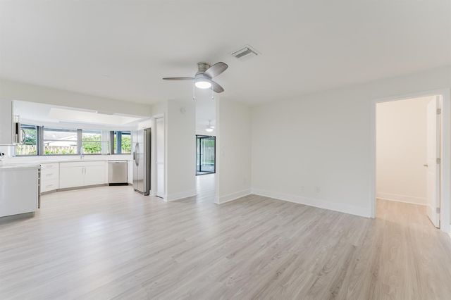 3048 NW 27th Terrace, Boca Raton, FL 33434