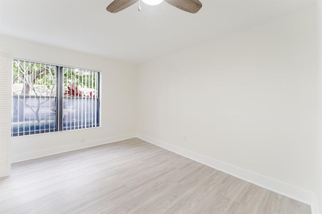3048 NW 27th Terrace, Boca Raton, FL 33434