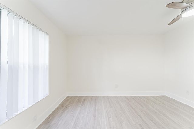 3048 NW 27th Terrace, Boca Raton, FL 33434