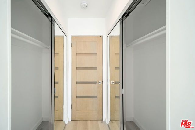 252 S New Hampshire 11, Los Angeles, CA 90004