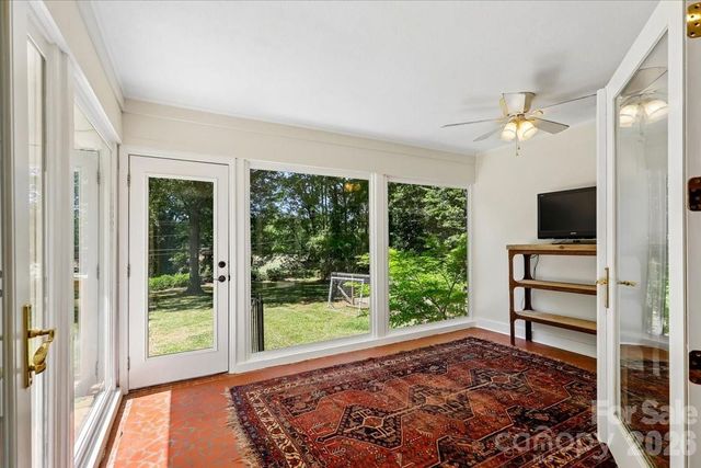 4640 Town And Country Drive, Charlotte, NC 28226